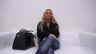 1. Download full pics of Katerina (28) from czechcasting.com