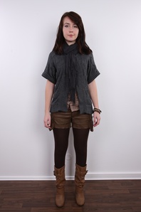 2. Download full pics of Anna (24) from czechcasting.com