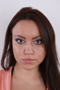 1. Download full pics of Michaela (18) from czechcasting.com