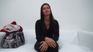 1. Download full pics of Aneta (20) from czechcasting.com