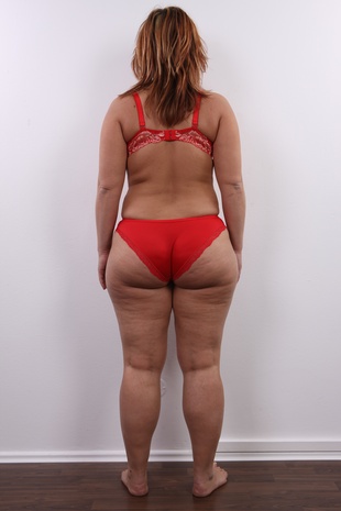 7. Download full pics of model Radka (37) from czechcasting.com