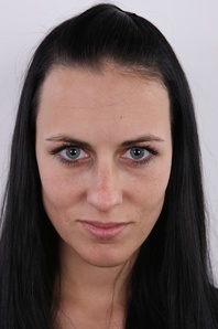 1. Download full pics of Nela (22) from czechcasting.com