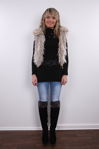 2. Download full pics of Jirina (30) from czechcasting.com