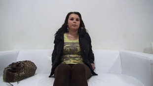 1. Download full pics of Martina (20) from czechcasting.com