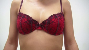 2. Download full pics of Helena (24) from czechcasting.com