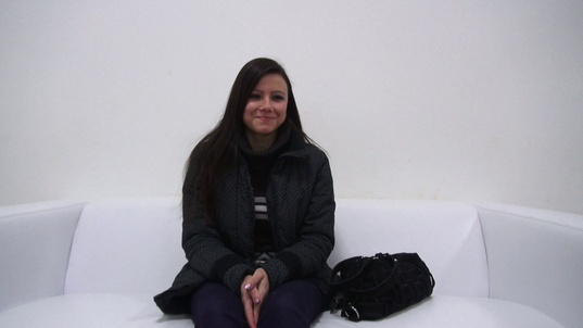 1. Download full pics of Kristyna (20) from czechcasting.com