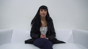 1. Download full pics of Kristyna (22) from czechcasting.com