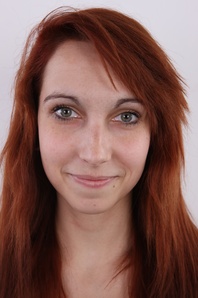 1. Download full pics of Daniela (23) from czechcasting.com