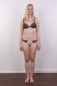 7. Download full pics of Joyce (18) from czechcasting.com