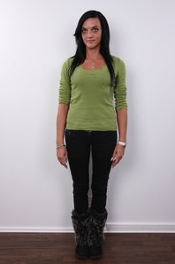 2. Download full pics of Michaela (31) from czechcasting.com