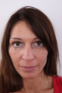 1. Download full pics of Marketa (34) from czechcasting.com