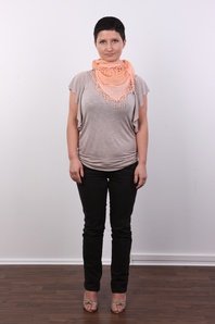 2. Download full pics of Sandra (33) from czechcasting.com