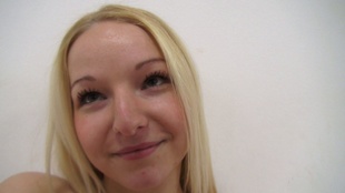 10. Download full pics of Jana (21) from czechcasting.com