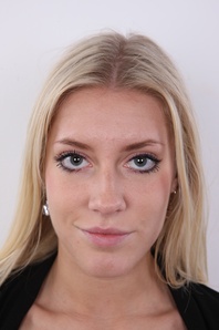 1. Download full pics of Klara (19) from czechcasting.com