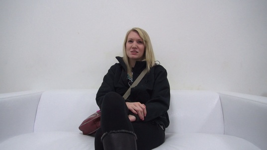 1. Download full pics of Klara (23) from czechcasting.com