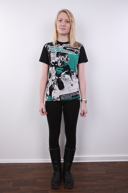 2. Download full pics of Klara (23) from czechcasting.com