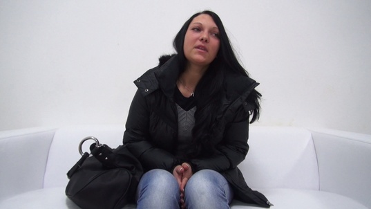 1. Download full pics of Aneta (19) from czechcasting.com