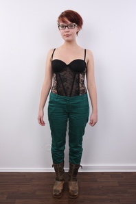 3. Download full pics of Dagmar (18) from czechcasting.com