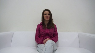 1. Download full pics of Radka (19) from czechcasting.com