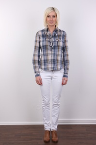 2. Download full pics of Katerina (24) from czechcasting.com