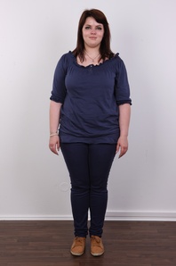 2. Download full pics of Katherina (18) from czechcasting.com