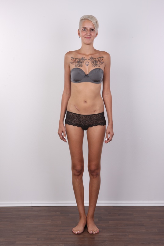 7. Download full pics of Alexandra (None) from czechcasting.com