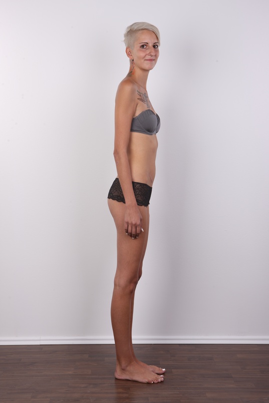 8. Download full pics of Alexandra (None) from czechcasting.com