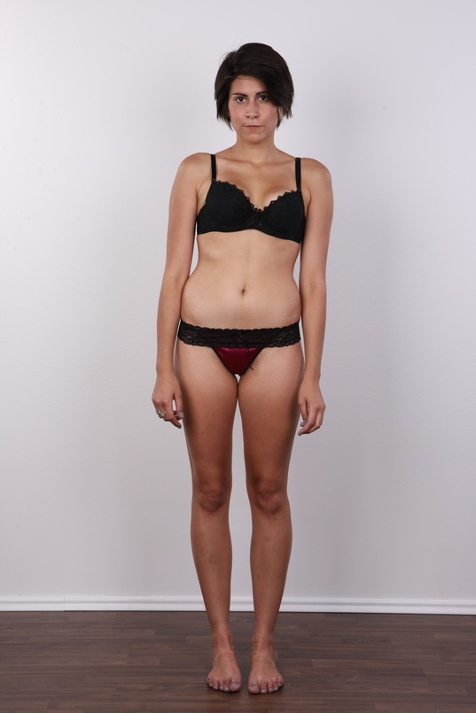 6. Download full pics of Klara (18) from czechcasting.com