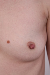 6. Download full pics of Jana (30) from czechcasting.com