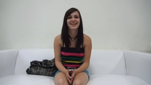 1. Download full pics of Eliska (22) from czechcasting.com