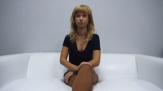 1. Download full pics of Veronika (24) from czechcasting.com