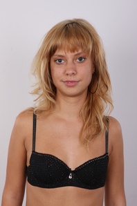 5. Download full pics of Veronika (24) from czechcasting.com
