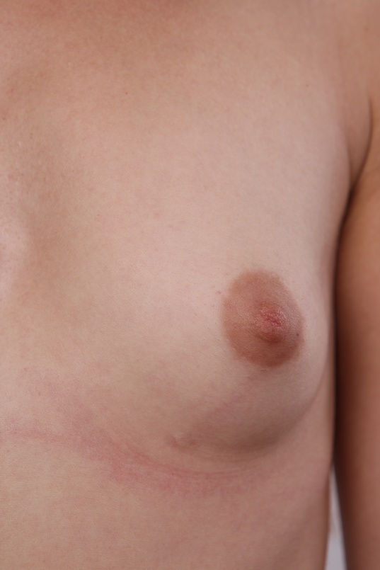 14. Download full pics of Denisa (22) from czechcasting.com