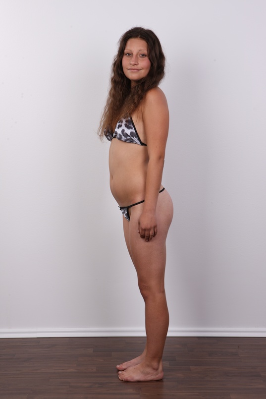 6. Download full pics of Petra (24) from czechcasting.com