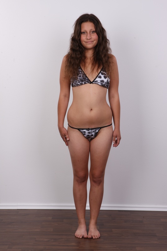 7. Download full pics of Petra (24) from czechcasting.com