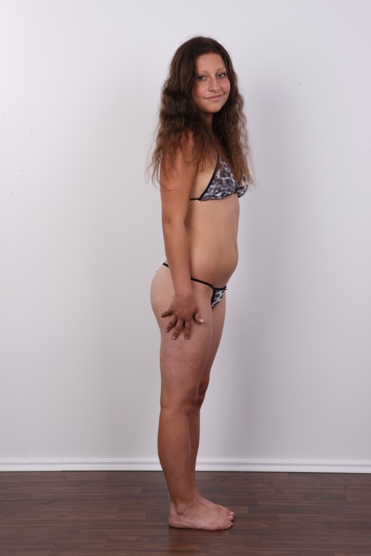 8. Download full pics of Petra (24) from czechcasting.com