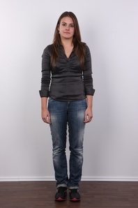 2. Download full pics of Monika (21) from czechcasting.com