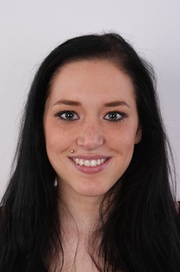 1. Download full pics of Kristyna (21) from czechcasting.com