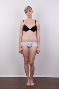 7. Download full pics of Klara (21) from czechcasting.com