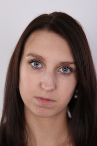 1. Download full pics of Klara (20) from czechcasting.com