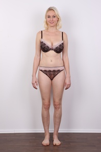 6. Download full pics of Petra (30) from czechcasting.com