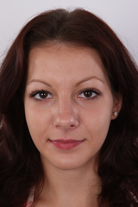 1. Download full pics of Marketa (20) from czechcasting.com