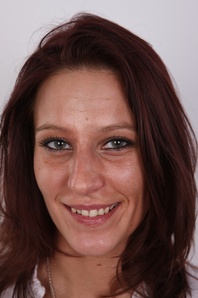 1. Download full pics of Petra (26) from czechcasting.com