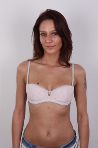 7. Download full pics of Petra (26) from czechcasting.com