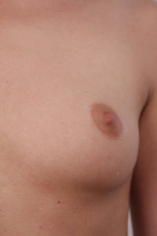 10. Download full pics of model Jana (24) from czechcasting.com