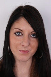 1. Download full pics of Kristyna (22) from czechcasting.com