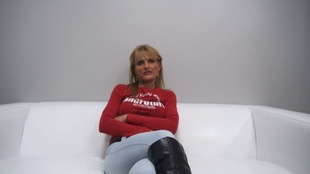 1. Download full pics of Yvona (47) from czechcasting.com