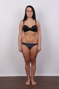 6. Download full pics of Michaela (21) from czechcasting.com