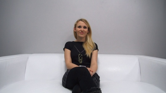 1. Download full pics of Marketa (23) from czechcasting.com