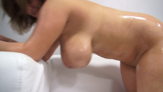 8. Download full pics of Tereza (23) from czechcasting.com